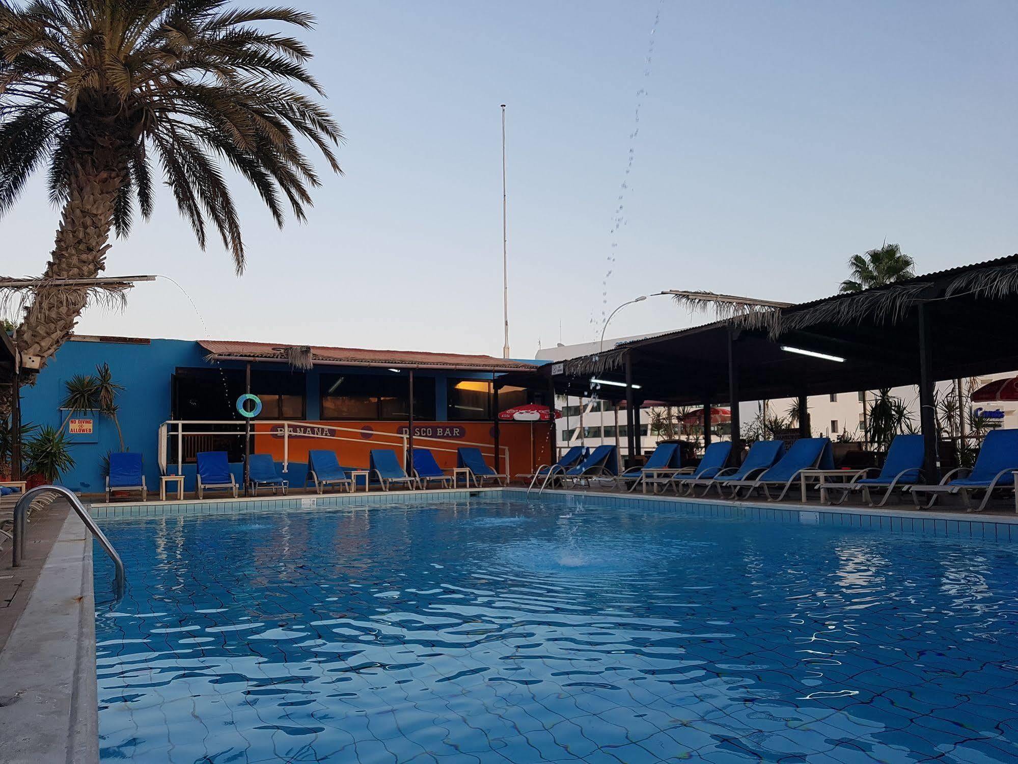 Kkaras Hotel 3 Star Ayia Napa Exteriér fotografie