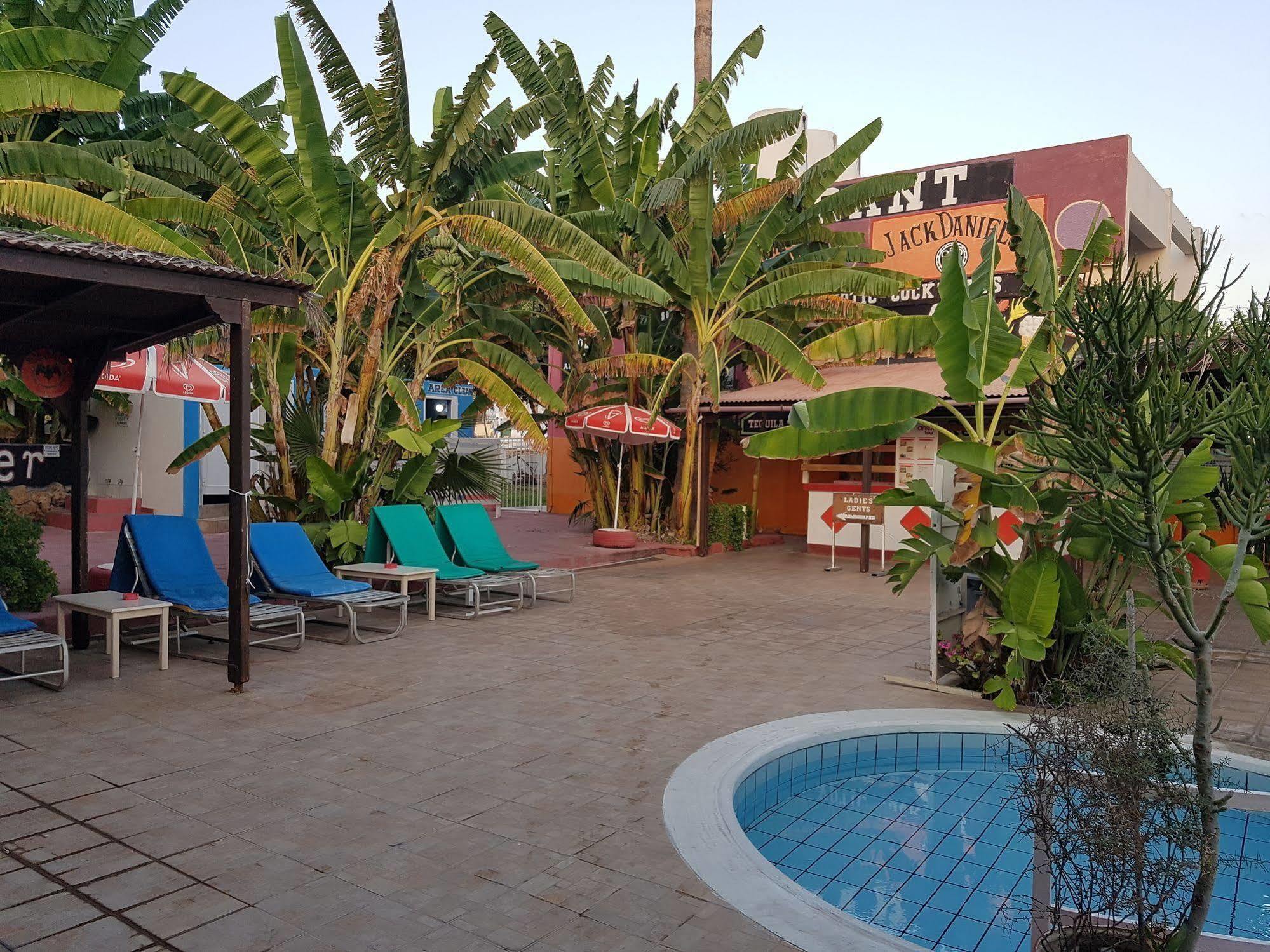 Kkaras Hotel 3 Star Ayia Napa Exteriér fotografie