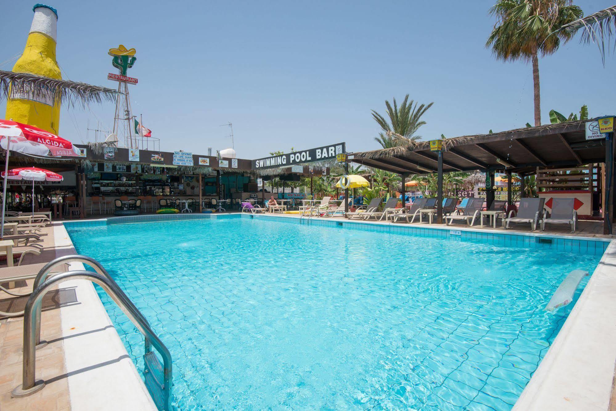 Kkaras Hotel 3 Star Ayia Napa Exteriér fotografie